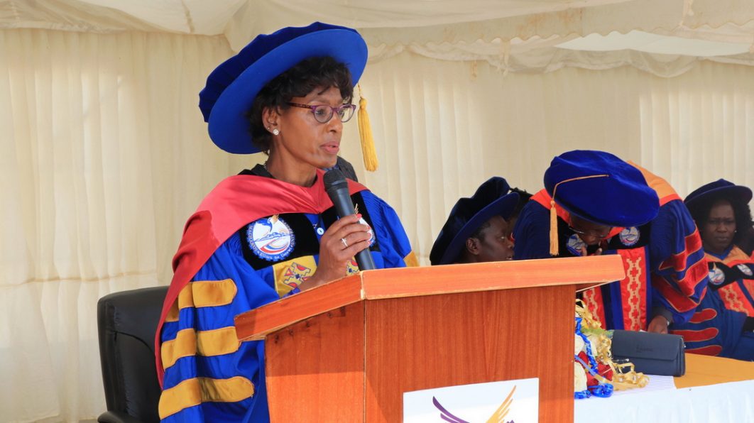 Vice-Chancellor addresses new students